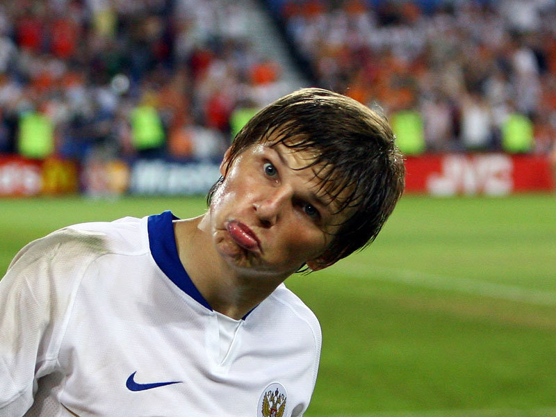 http://www.leballonrond.fr/img/jogadores/06/15806_ori_andrei_arshavin.jpg