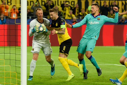 Borussia Dortmund 0 0 Barcelona Ligue Des Champions 2019 20 Details Du Jeu Leballonrond Fr