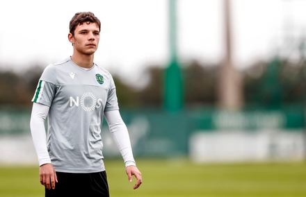 4 Portugais dans la liste des meilleurs U-19 du football mondial 4 Portugais dans la liste des meilleurs U-19 du football mondial