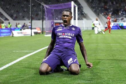 Issa Diop (FRA)