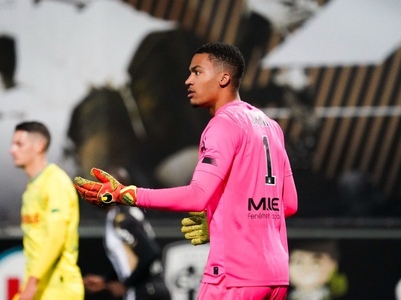 Alban Lafont (FRA)