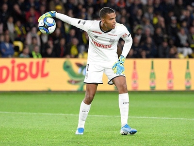 Alban Lafont (FRA)