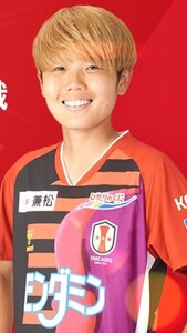 Shiori Miyake (JPN)