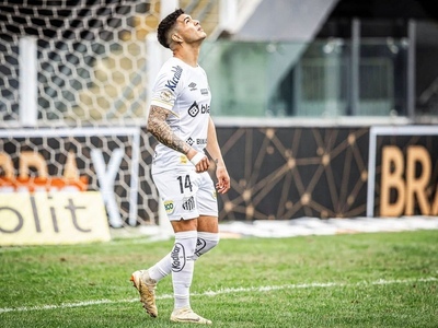Rodrigo Fernández (URU)