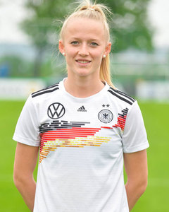 Lea Schller (GER)