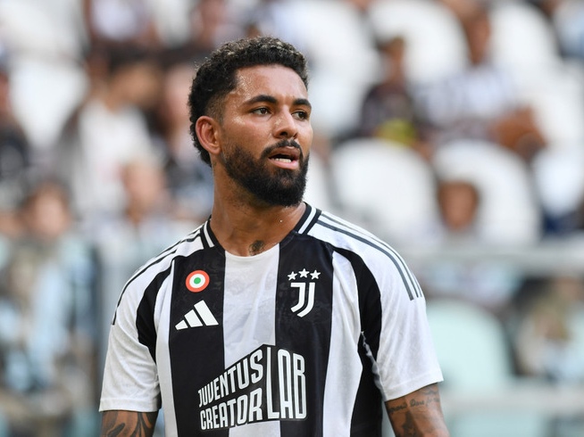 Douglas Luiz (BRA)