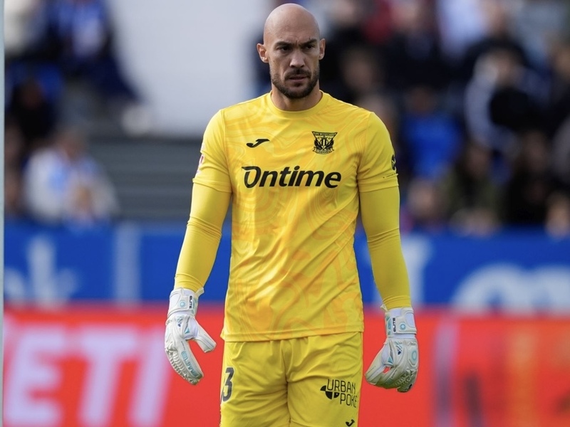 Marko Dmitrović (SRB)