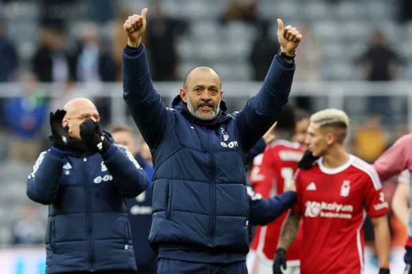 OFFICIEL | Nuno Esprito Santo prolonge son contrat avec Nottingham jusqu'en 2028
