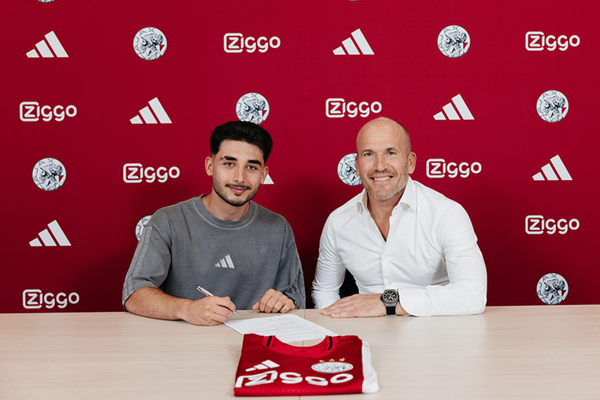 De la relgation en Espagne  la Ligue des Champions : Ral Moro signe avec l'Ajax