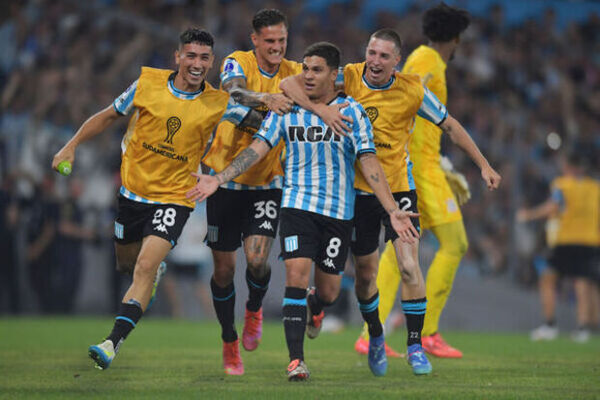 Corinthians s'est inclin contre Racing Club